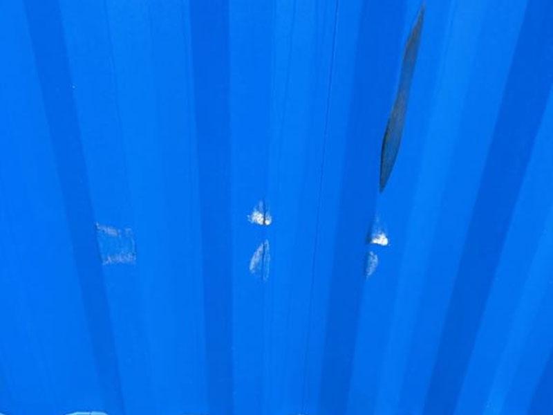 One-Way Shipping Damage Beispiel – Kratzer an Containerwand